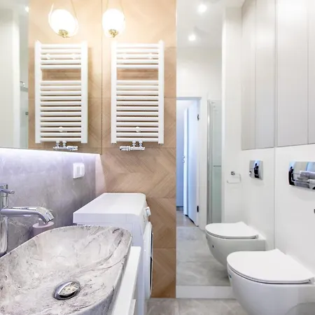 아파트 Klifowa 76